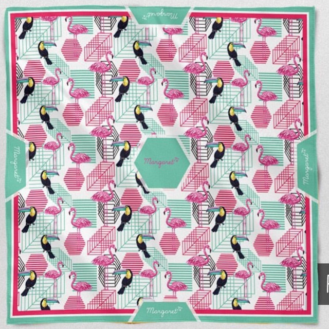 ผ้าคลุมไหล่ ใส่ชื่อได้ : ลายPA6