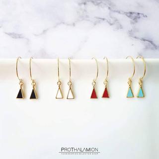 Premium Minimal Import Cute Triangle Earrings ต่างหู ตุ้มหู สามเหลี่ยม นำเข้า พรีเมียม มินิมอล น่ารัก ไม่แพ้ ผิวแพ้ง่าย