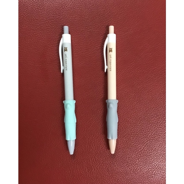 M&G ปากกาเจล แบบกด ยางจับหมีน่ารัก หมึกน้ำเงิน 0.5 mm.