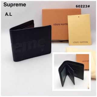 กระเป๋าสตางค์ Supreme