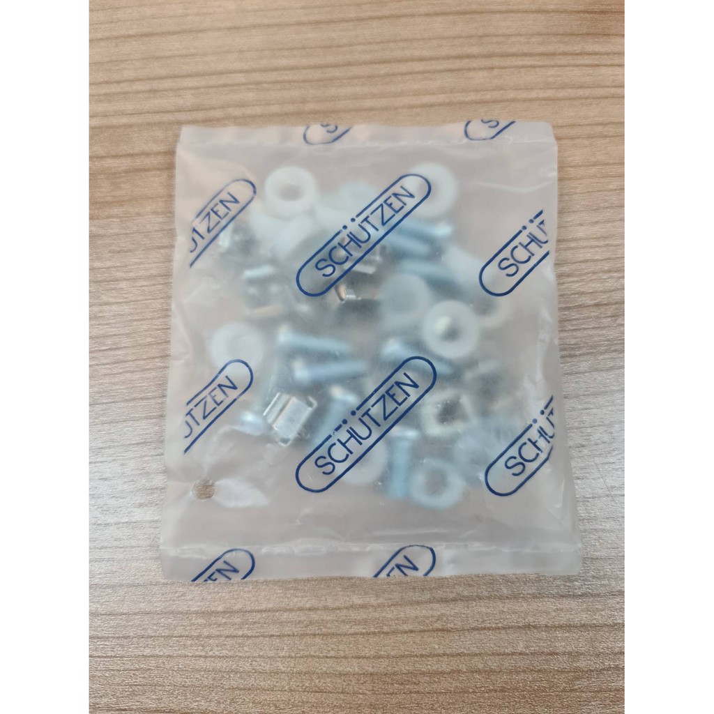 Cage Nut ขนาด M6 ใช้กับตู้แร็คมาตรฐาน ยี่ห้อ SolidTech