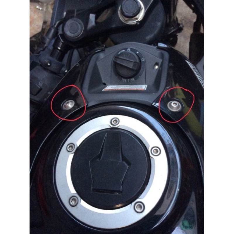 สลักเกลียวฝาครอบถัง Suzuki GSX R และ S150