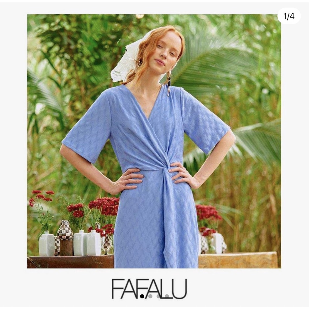 [FAFALU Jolene Dress] Jolene Dress Blue ชุดเดรสผ้าพลีต ทรงคอวี ลุคใส่สบาย