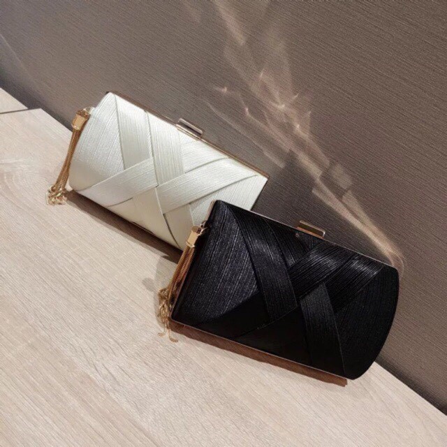 กระเป๋าออกงาน กระเป๋าclutch เป็นผ้านุ่มๆ(มี2แบบให้เลือก)