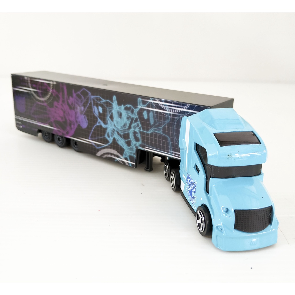 Majorette Transformer Collection Transformer Truck - Blue Color / scale 1/87 (8 inches) no Package