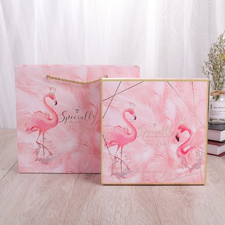 กล่องสวย พร้อมถุง 30 บ. แพ็ค 10 กล่องของขวัญ กล่องใส่ของรับไหว้ กล่อง Flamingo Pink