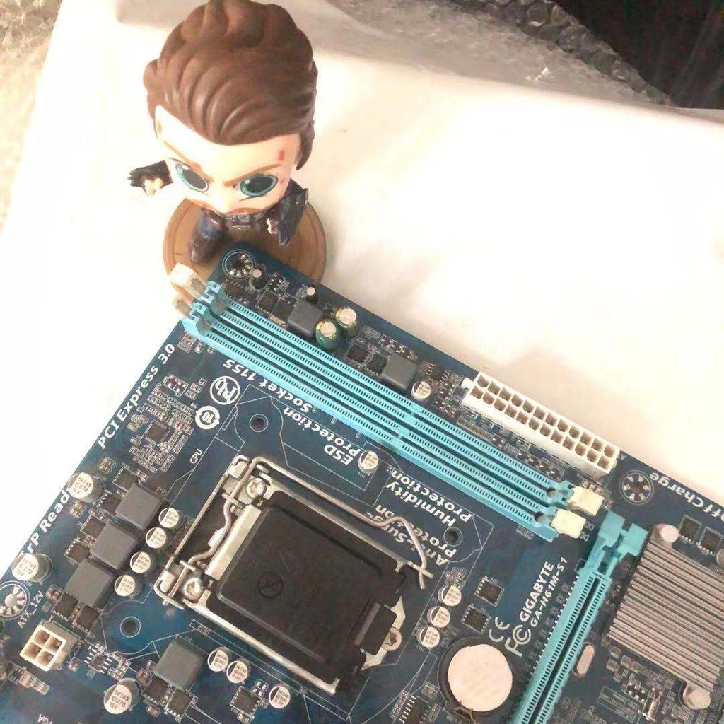 GIGABYTE GAH61MS1 Desktop Motherboard H61 Socket LGA 1155 i3 i5 i7