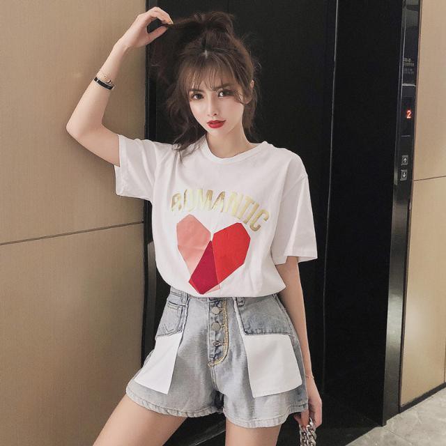 LGfashion เสื้อยืดสกรีนลายหัวใจ ต้อนรับความรักที่กำลังเบ่งบาน มี 5 สียั่วๆเลยจ้าา