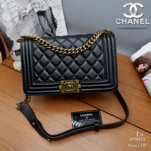 กระเป๋า Chanel boy 10"