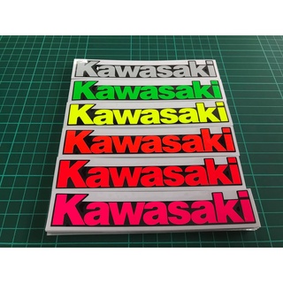 สติกเกอร์ KAWASAKI สำหรับแปะ ชิวหน้าKR SERPICO ขนาด14cm. เท่าของเดิม มี6สีให้เลือก ขาว แดง ส้ม เลม่อน เขียว ชมพู