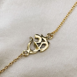 Om Chain Bracelet, 18K Gold Plated Sterling Silver Bracelet B0013 | เงินแท้ 925 ชุบทองเเท้ 18 กะรัต