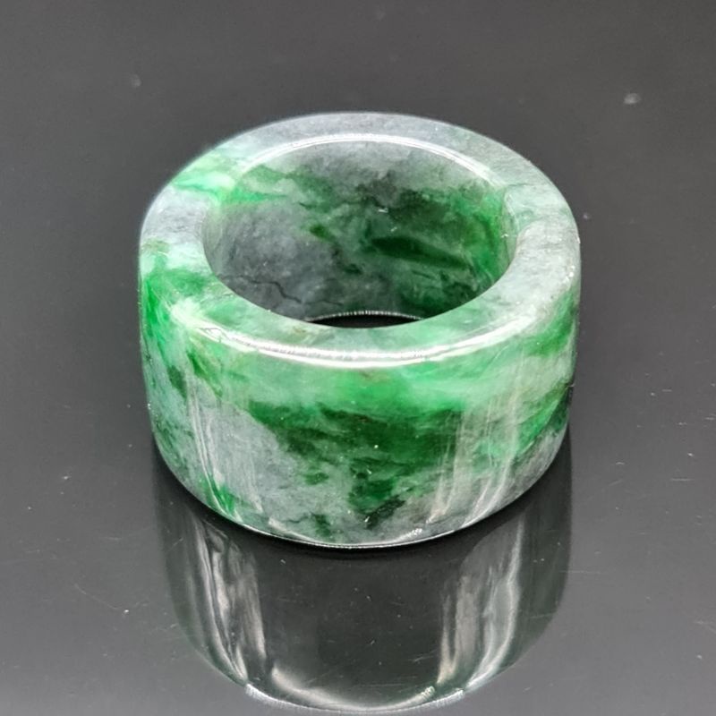 แหวนหยกแท้ หยกพม่า Jadeite Type A (รับประกันหยกแท้) รับรองเซอร์ผ่านแน่นอนค่ะ ไซส์ 64