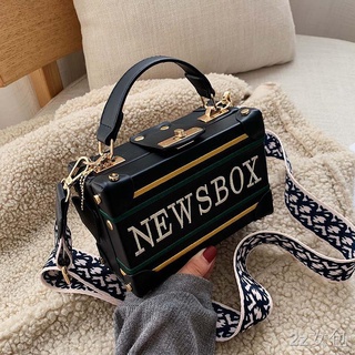 กระเป๋าสะพายข้าง*พร้อมส่ง*Box bag หญิง 2021 ใหม่ สไตล์เกาหลี แฟชั่น messenger กระเป๋าสี่เหลี่ยมเล็ก	
กระเป๋า