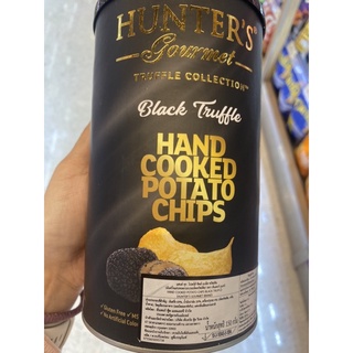 มันฝรั่งแผ่นทอดกรอบ รสเห็ดทรัฟเฟิล ตรา ฮันเตอร์ กรูเมท 150g. Hand Cooked Potato Chips Black Truffle ( Hunter’s Gourmet Brand )