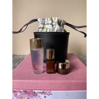 Set Estee Lauder พร้อมกระเป๋า