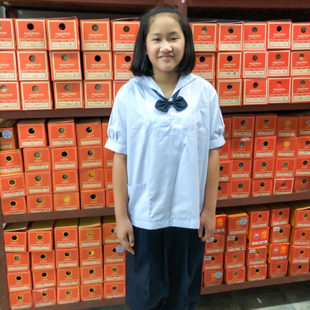 เสื้อนักเรียนม.ต้น คอปกทหารเรือ ปักชื่อฟรี!!!!!!!