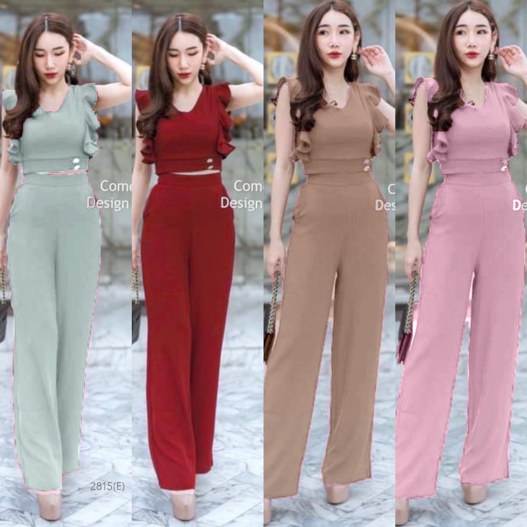 BS2815 Set 2 ชิ้น เสื้อแขนระบาย แต่งกระดุม งานซิปหลัง + กางเกงขายาว มีกระเป๋าล้วง เอวสม็อกหลัง ทรงกระบอกใหญ่ เนื้อผ้าซา