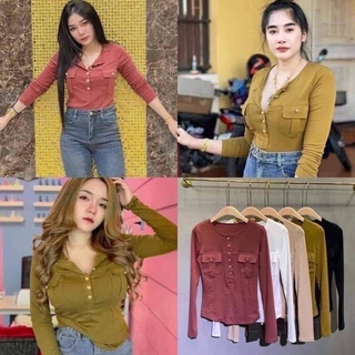 เสื้อแขนยาวแต่งกระดุมทองสวยหรูดูแพง ตีเกร็ตทั้งตัว  งานดีทรงสวย เสื้อแขนยาวตีเกร็ดหน้า