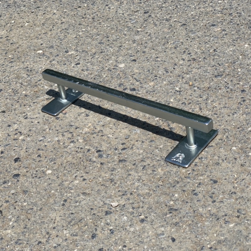 BIG RAIL FLAT - SILVER / rail fingerboard