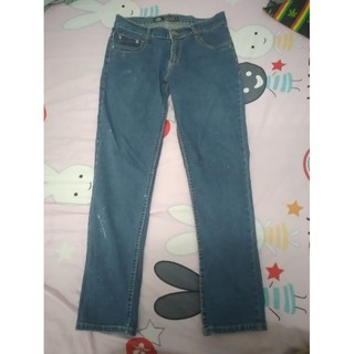 👖ยีนส์ขากระบอกทรงสวยมากคะ