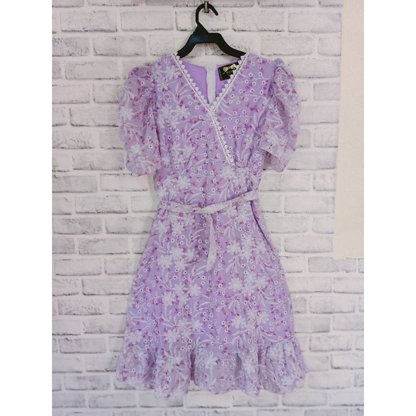 ชุดเดรสสีม่วงป้าย triple f ลูกไม้แต่งฉลุ