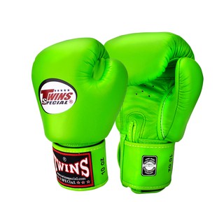 นวมชกมวย TWINS SPECIAL BOXING GLOVES GREEN ( BGVL-3 ) สีเขียว นวมทวินส์สเปเชียล เมจิคเทป หนังวัวแท้เกรดพรีเมี่ยม