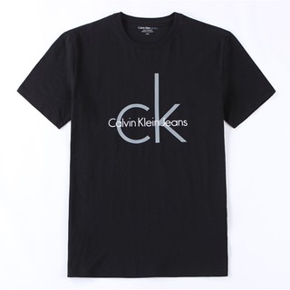 Ck Calvin Klein เสื้อยืดคอกลมแขนสั้นผ้าฝ้ายสีพื้นสําหรับผู้ชาย