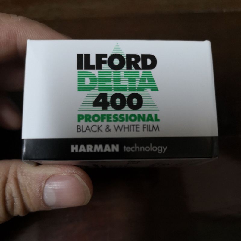 ฟิล์มขาวดำ Ilford Delta 400 (35mm , 36  รูป) 1 ม้วน