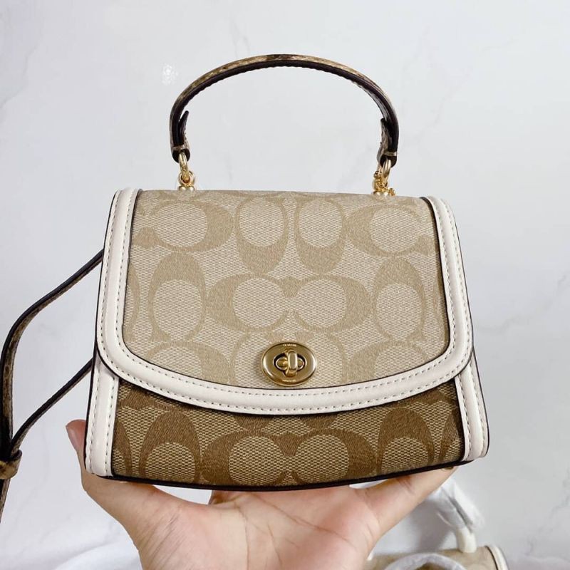 MICRO TILLY TOP HANDLE IN BLOCKED SIGNATURE CANVAS (COACH 3079)