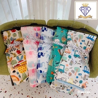 C0021 ผ้าห่ม ปุ่มดอทมิงค์ 1ฝั่งดอทขนมิ้งค์ อีก1ฝั่งผ้าCottonพิมพ์ลาย กันสะดุ้ง ปุ่มบนเนื้อผ้าเสริมสร้างพัฒนาการของเด็ก