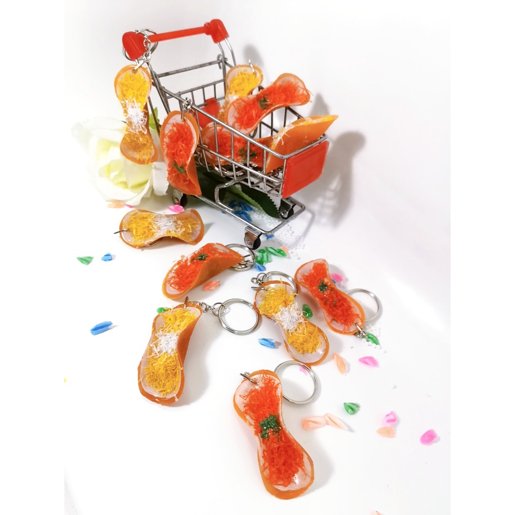 🍭🍭[12ชิ้น]​ พวงกุญแจ​ขนมเบื้อง ขนมไทย (แบบโหล) พวงกุญแจแฮนด์เมด🍭🍭