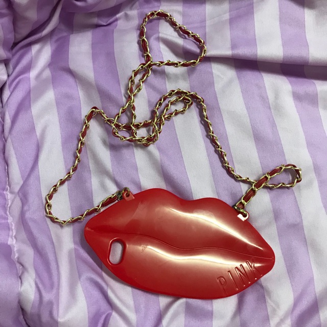 เคส iPhone 5s มือสอง สภาพดี ซิลิโคน ลายปากสีแดง พร้อมสายสะ