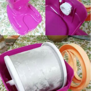 ชุดทำไอศครีม Ice Cream Maker Fun 
ชุดทำไอศครีม สามารถทำไอศครีมได้จริงๆ