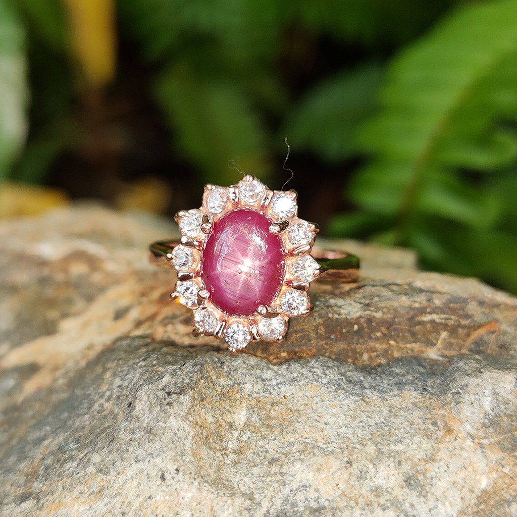 แหวนพลอยสตาร์ทับทิม(Natural Star Ruby) สีชมพูแดงสวยมาก จากบ่อประเทศโมซัมบิก เรือนเงินแท้ 92.5%ไซส์นิ้ว 53 หรือเบอร์ 6.5U