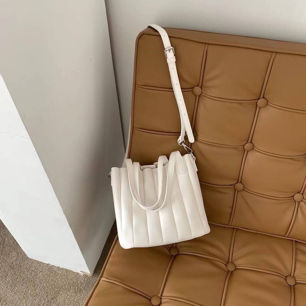 Korean Style Pleat Bag กระเป๋าพลีท กระเป๋าหนัง PU กระเป๋าสะพายข้าง