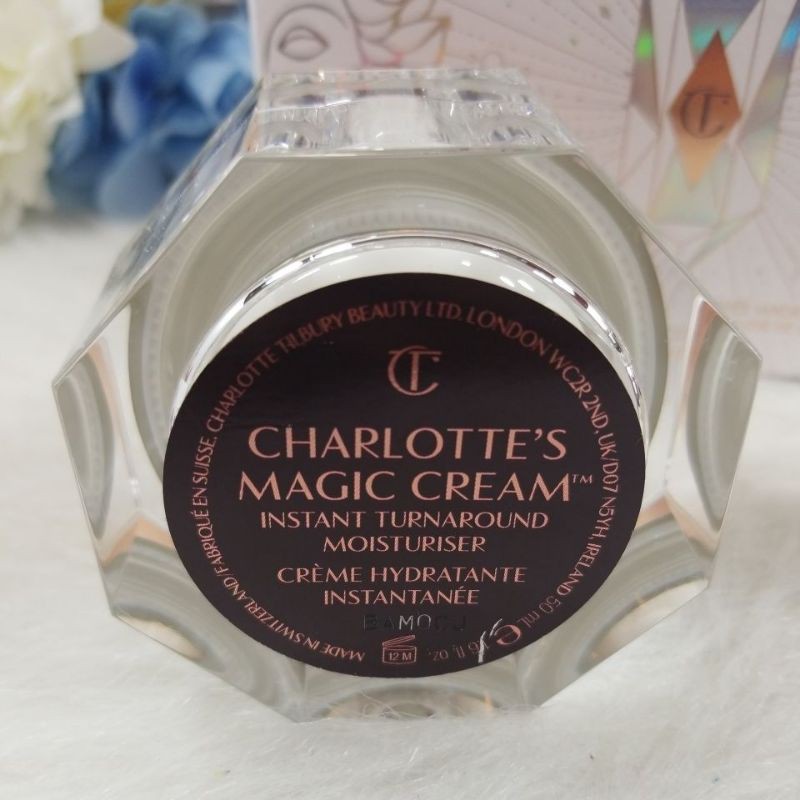 charlotte-tilbury-magic-skin-duo-set-sale-natsuda-usa-shop