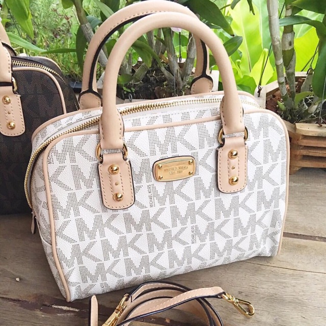 กระเป๋า MK ของแท้ 100% (มือสอง)