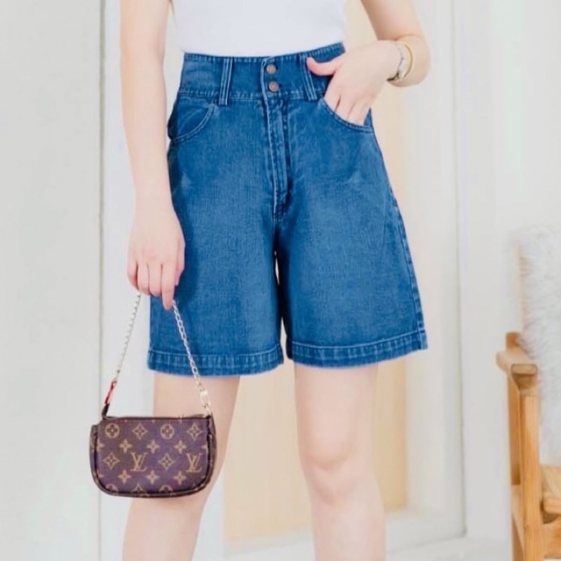 กางเกงขา3ส่วนเอวสูงขอบใหญ่ผ้ายีนส์ใส่แล้วทรงสวยสุดๆ