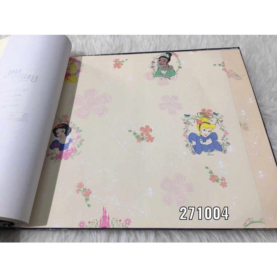 PRINCES VALLEY GIRLS MOTIF WALLPAPER