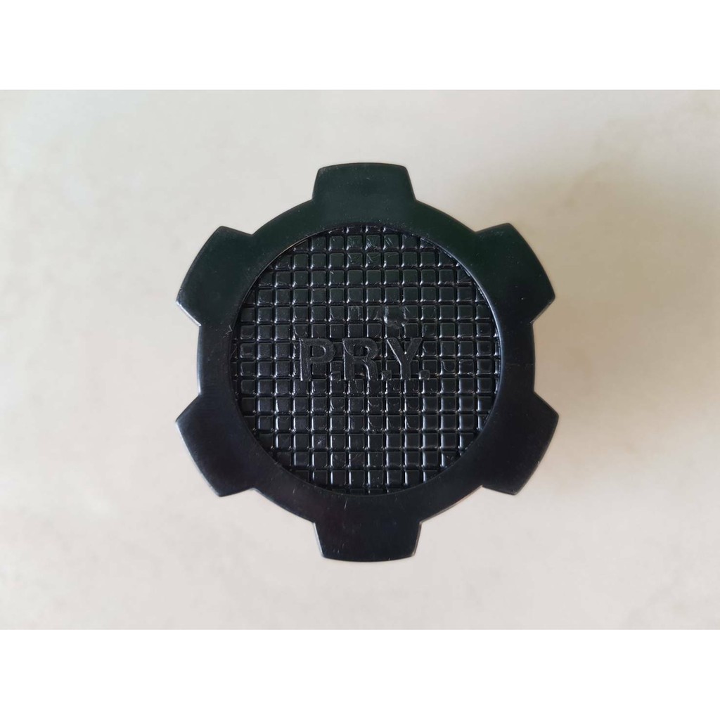 ฝาปิดน้ำมันเครื่อง TOYOTA LN50-56,LH112, HINO  F18,FM     อันละ65บบาท