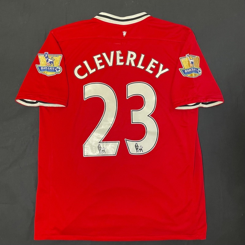 MANCHESTER UNITED 2011-12 เสื้อฟุตบอลผู้ชาย เสื้อบอลผู้ชาย สกรีนCleverley เบอร์23 พรีเมียร์ลีกสีทอง 