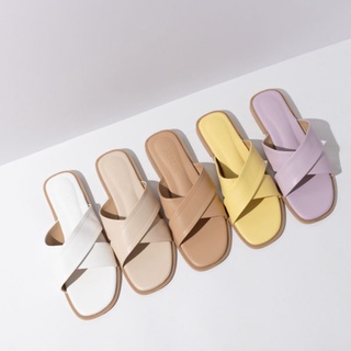 Your Favorite Shoes : รองเท้าแตะแบบสวม Ruby Flipflop