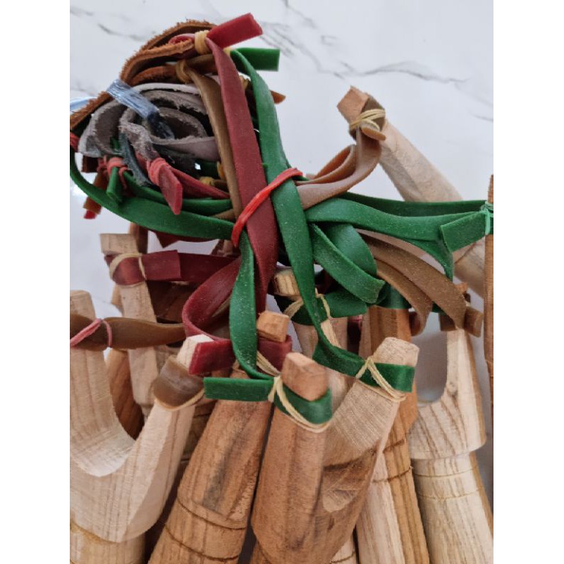 หนังสติ๊กด้ามไม้มูกใช้งานได้จริง