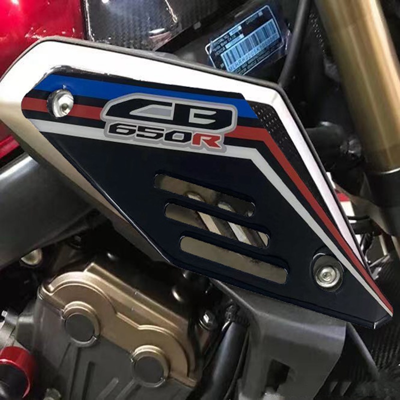 3D carbon fiber Motorcycle stickers protection decal font reflective fuel tank side sticker for Hond