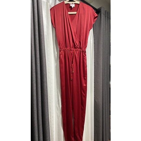 ffashion  จั๊มสูทแดง