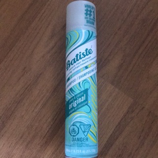 Batiste dry shampoo clean classic original 200 ml made in canadaบาทีสนำเข้าจากแคนาดา แม่ค้าหิ้วเองขวดสุดท้ายค่ะ พร้อมส่ง