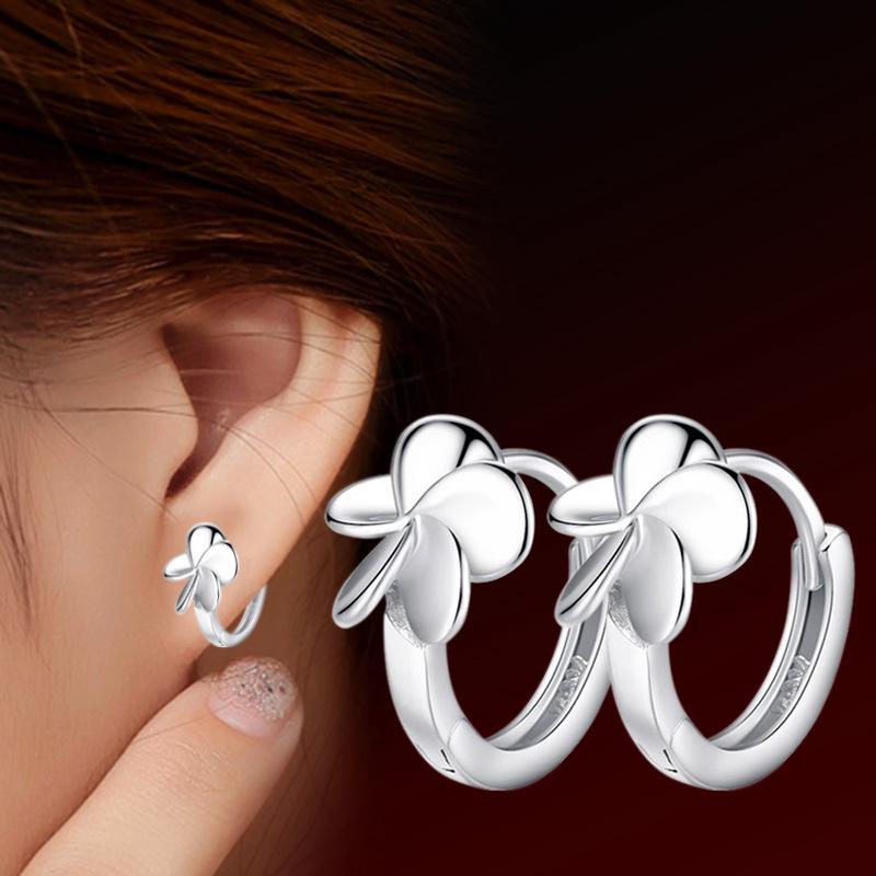 ต่างหูต่างหูเงิน S925 Silver Earrings Flower จี้รูปดอกไม้เครื่องประดับสตรี WE55