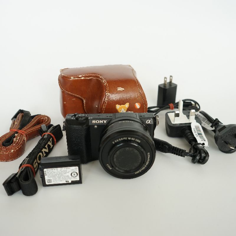 Sony A5100 camera กล้องโซนี่มิลเลอร์เลส มือสอง ครบชุดพร้อมใช้งาน