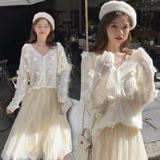 🧥เสื้อไหมพรมถัก เสื้อไหมพรมถักแขนยาว เสื้อคาร์ดิแกน ตกแต่งด้วยดอกไม้น่ารัก💐
