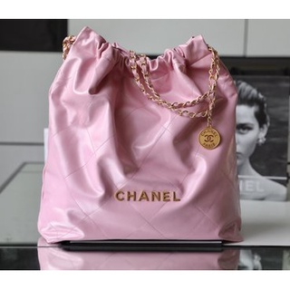 [ทักแชทก่อนสั่งซื้อ] Chanel 𝟮𝟮𝘀 size :  48*45*10 cm. หนังวัวเงา งานเทียบเเท้